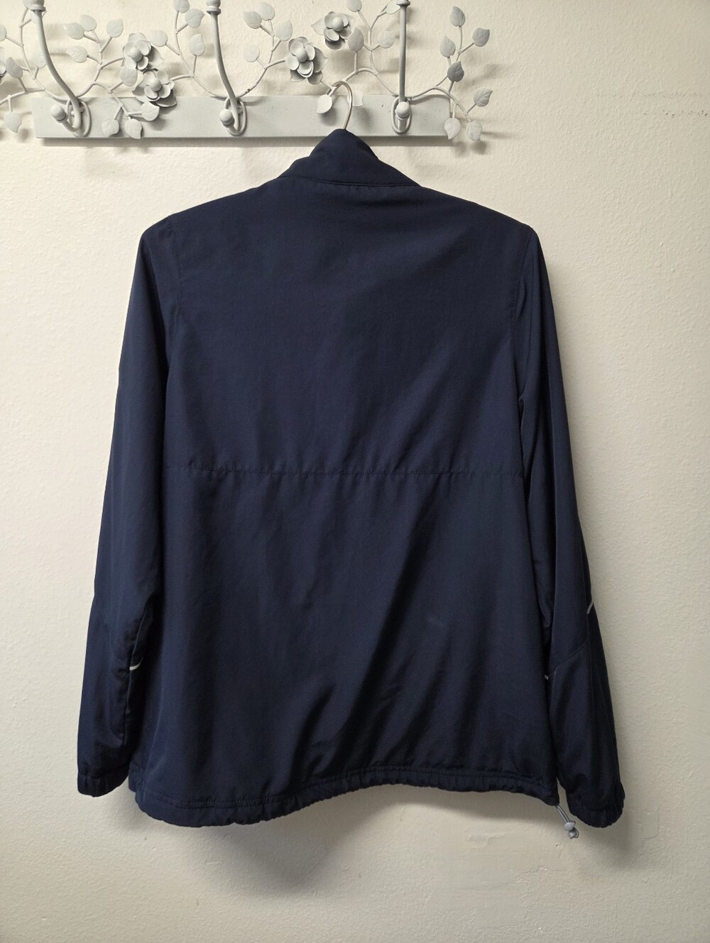 Jacket - Picture 11 of 11